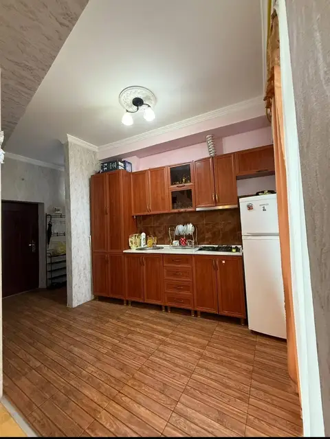 Продаётся квартира 65 м², 3 комнаты, рядом с Vox